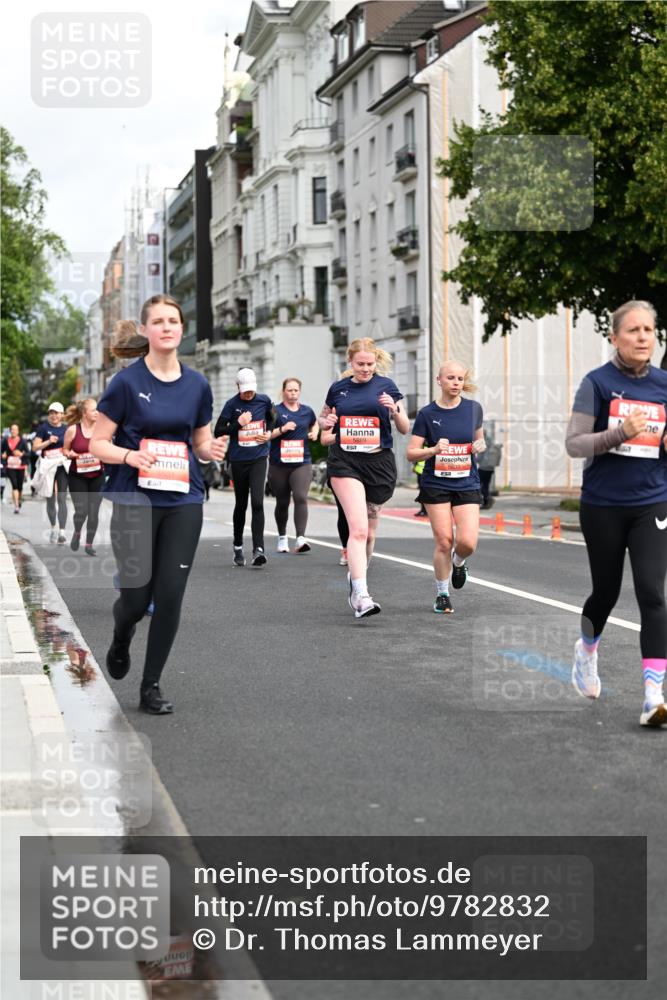 14.06.2026 - REWE Women's Run Dr. Thomas Lammeyer http://msf.ph/oto/9782832 14.06.2026 10:51:51 Laufen 57, 5633 meine-sportfotos.de