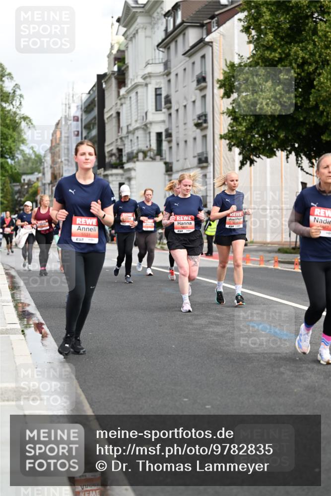 14.06.2026 - REWE Women's Run Dr. Thomas Lammeyer http://msf.ph/oto/9782835 14.06.2026 10:51:51 Laufen 967, 5531 meine-sportfotos.de