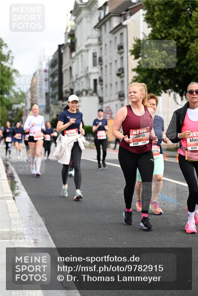 14.06.2026 - REWE Women's Run Dr. Thomas Lammeyer http://msf.ph/oto/9782915 14.06.2026 10:51:57 Laufen 5354, 7, 52 meine-sportfotos.de