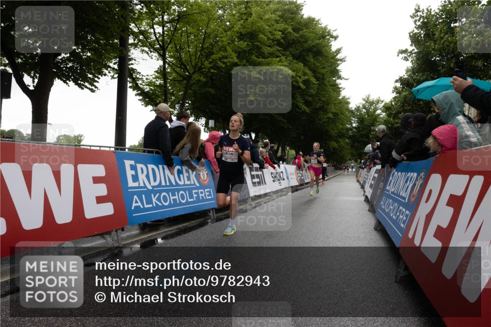 14.06.2026 - REWE Women's Run Michael Strokosch http://msf.ph/oto/9782943 14.06.2026 09:44:34 Laufen 1447 meine-sportfotos.de