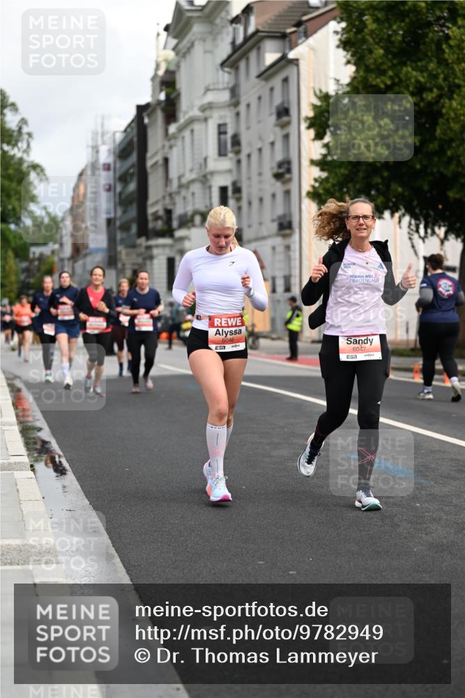14.06.2026 - REWE Women's Run Dr. Thomas Lammeyer http://msf.ph/oto/9782949 14.06.2026 10:52:00 Laufen 65, 6046, 57, 6047 meine-sportfotos.de