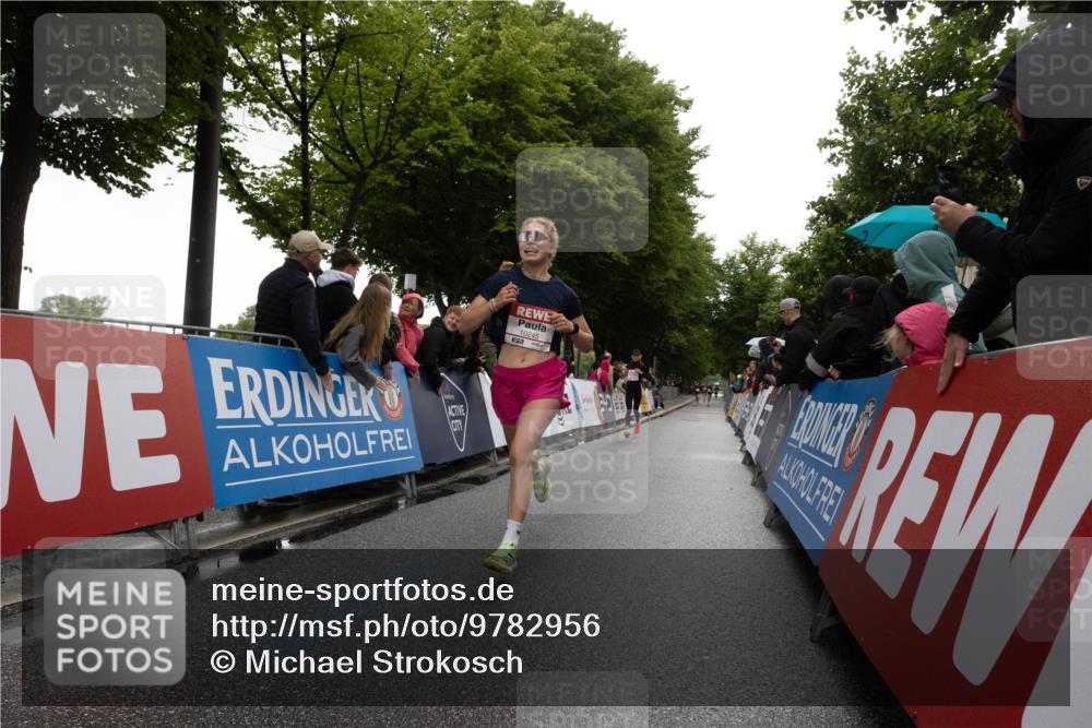14.06.2026 - REWE Women's Run Michael Strokosch http://msf.ph/oto/9782956 14.06.2026 09:44:36 Laufen 10245 meine-sportfotos.de