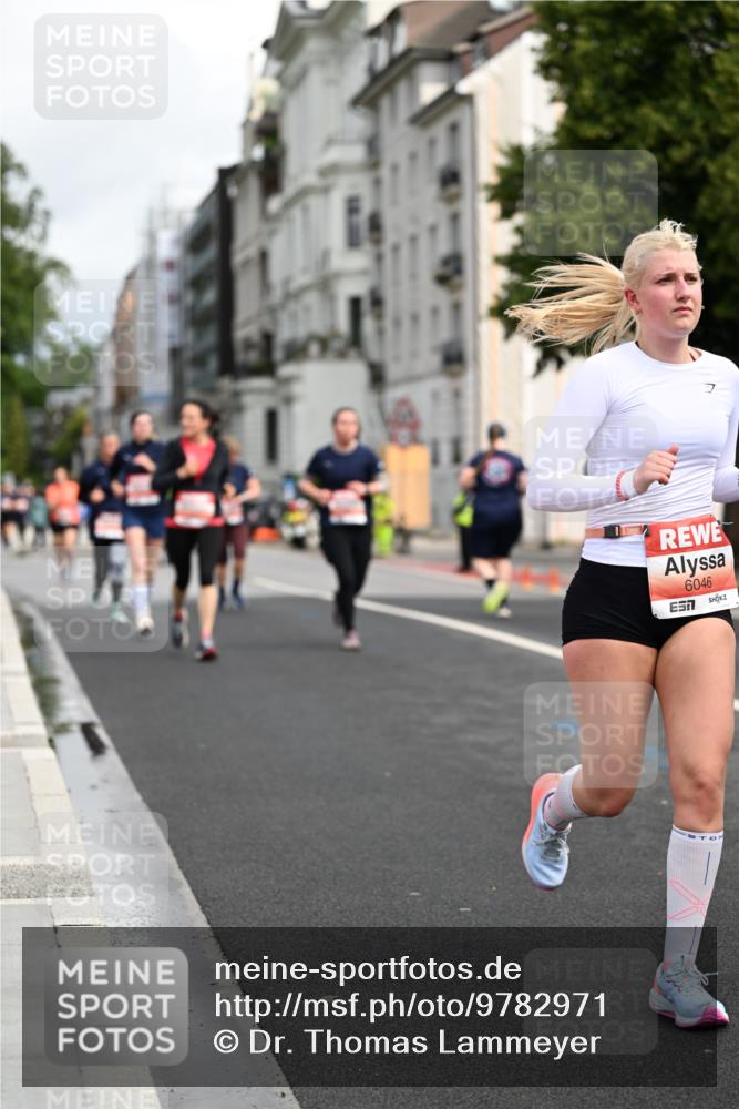 14.06.2026 - REWE Women's Run Dr. Thomas Lammeyer http://msf.ph/oto/9782971 14.06.2026 10:52:01 Laufen 7, 6046 meine-sportfotos.de