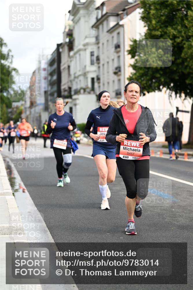 14.06.2026 - REWE Women's Run Dr. Thomas Lammeyer http://msf.ph/oto/9783014 14.06.2026 10:52:05 Laufen 57, 5457 meine-sportfotos.de