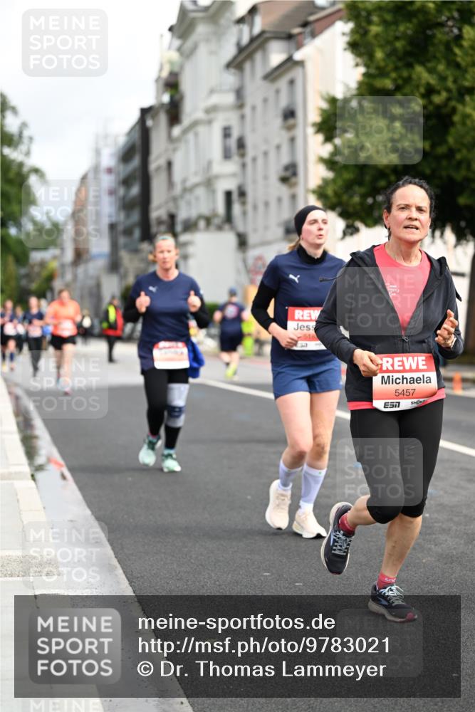 14.06.2026 - REWE Women's Run Dr. Thomas Lammeyer http://msf.ph/oto/9783021 14.06.2026 10:52:05 Laufen 57, 5457 meine-sportfotos.de