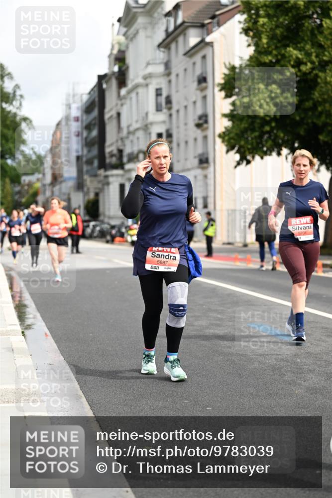 14.06.2026 - REWE Women's Run Dr. Thomas Lammeyer http://msf.ph/oto/9783039 14.06.2026 10:52:06 Laufen 5687, 7, 5204 meine-sportfotos.de