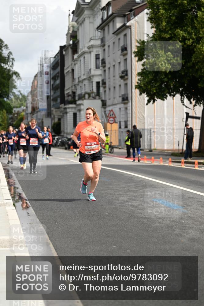 14.06.2026 - REWE Women's Run Dr. Thomas Lammeyer http://msf.ph/oto/9783092 14.06.2026 10:52:10 Laufen 6050 meine-sportfotos.de