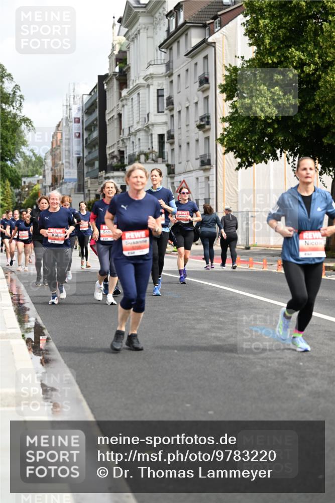 14.06.2026 - REWE Women's Run Dr. Thomas Lammeyer http://msf.ph/oto/9783220 14.06.2026 10:52:19 Laufen 2, 33 meine-sportfotos.de