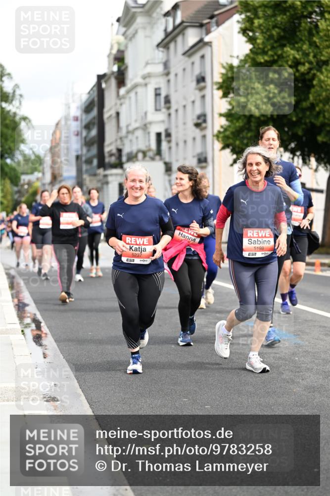 14.06.2026 - REWE Women's Run Dr. Thomas Lammeyer http://msf.ph/oto/9783258 14.06.2026 10:52:21 Laufen 0910, 5237, 5198, 600 meine-sportfotos.de