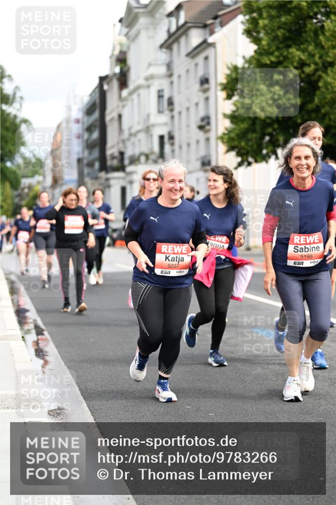 14.06.2026 - REWE Women's Run Dr. Thomas Lammeyer http://msf.ph/oto/9783266 14.06.2026 10:52:22 Laufen 5237, 7, 5198 meine-sportfotos.de