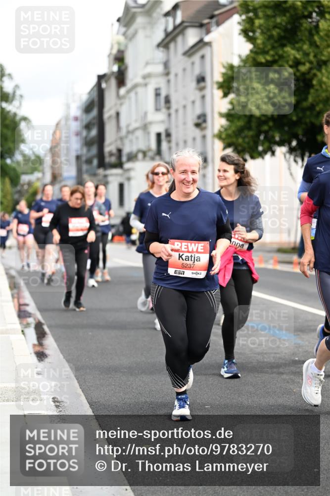 14.06.2026 - REWE Women's Run Dr. Thomas Lammeyer http://msf.ph/oto/9783270 14.06.2026 10:52:22 Laufen 5237 meine-sportfotos.de