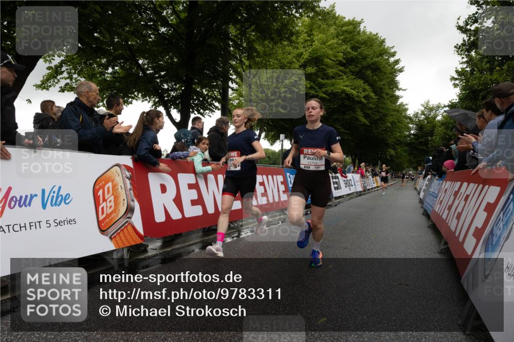 14.06.2026 - REWE Women's Run Michael Strokosch http://msf.ph/oto/9783311 14.06.2026 09:48:21 Laufen 5, 10, 18, 10, 08, 17, 56, 80, 10752 meine-sportfotos.de