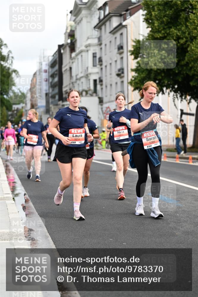 14.06.2026 - REWE Women's Run Dr. Thomas Lammeyer http://msf.ph/oto/9783370 14.06.2026 10:52:29 Laufen 5214, 6032, 5389, 57 meine-sportfotos.de
