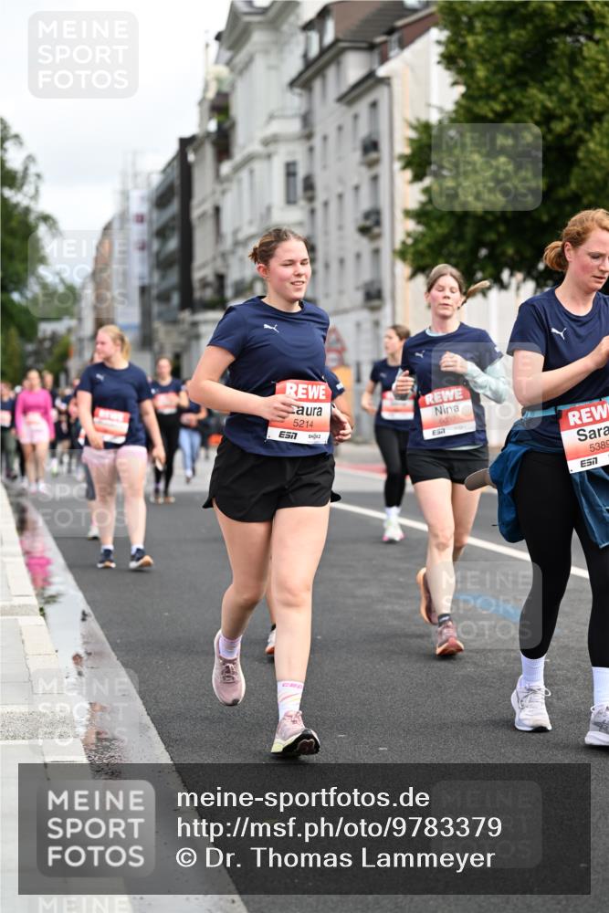 14.06.2026 - REWE Women's Run Dr. Thomas Lammeyer http://msf.ph/oto/9783379 14.06.2026 10:52:30 Laufen 5214, 7, 6032, 57, 5389, 7 meine-sportfotos.de