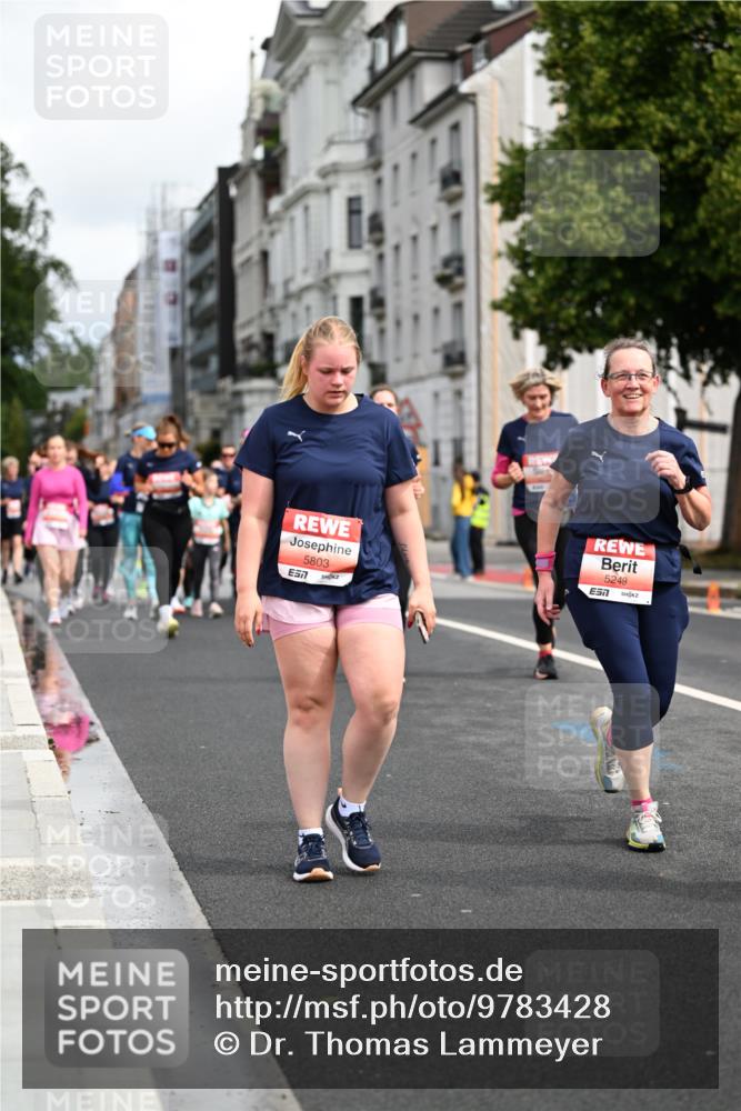 14.06.2026 - REWE Women's Run Dr. Thomas Lammeyer http://msf.ph/oto/9783428 14.06.2026 10:52:33 Laufen 5803, 7, 5249, 7 meine-sportfotos.de