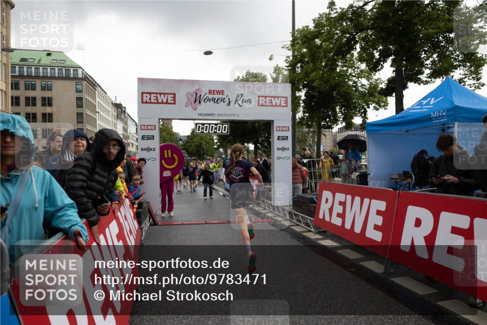 14.06.2026 - REWE Women's Run Michael Strokosch http://msf.ph/oto/9783471 14.06.2026 09:49:18 Laufen 5, 0, 00, 00, 111, 340 meine-sportfotos.de