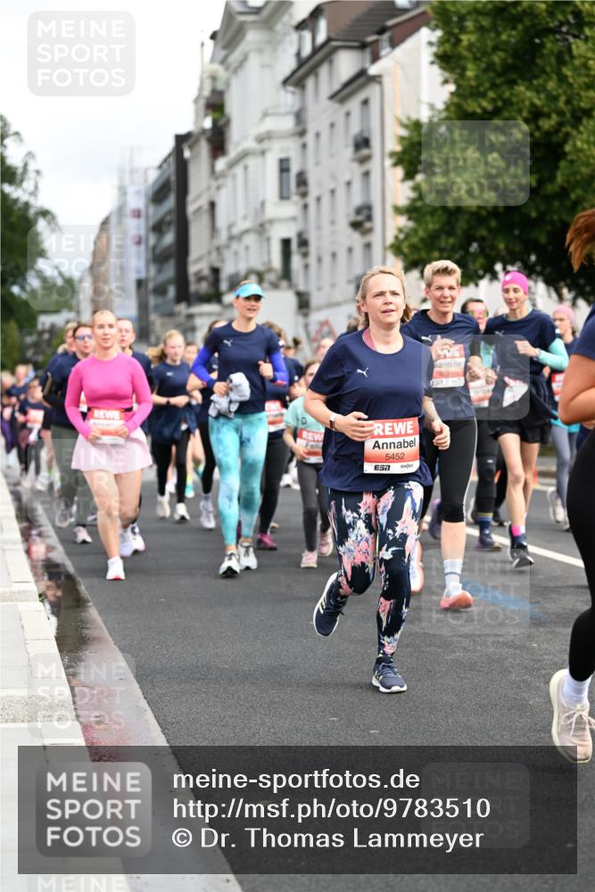 14.06.2026 - REWE Women's Run Dr. Thomas Lammeyer http://msf.ph/oto/9783510 14.06.2026 10:52:39 Laufen 5452, 7, 357 meine-sportfotos.de