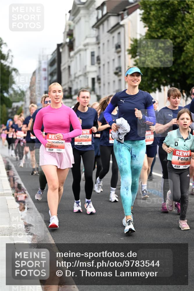 14.06.2026 - REWE Women's Run Dr. Thomas Lammeyer http://msf.ph/oto/9783544 14.06.2026 10:52:41 Laufen 5084, 57, 6013, 5960 meine-sportfotos.de