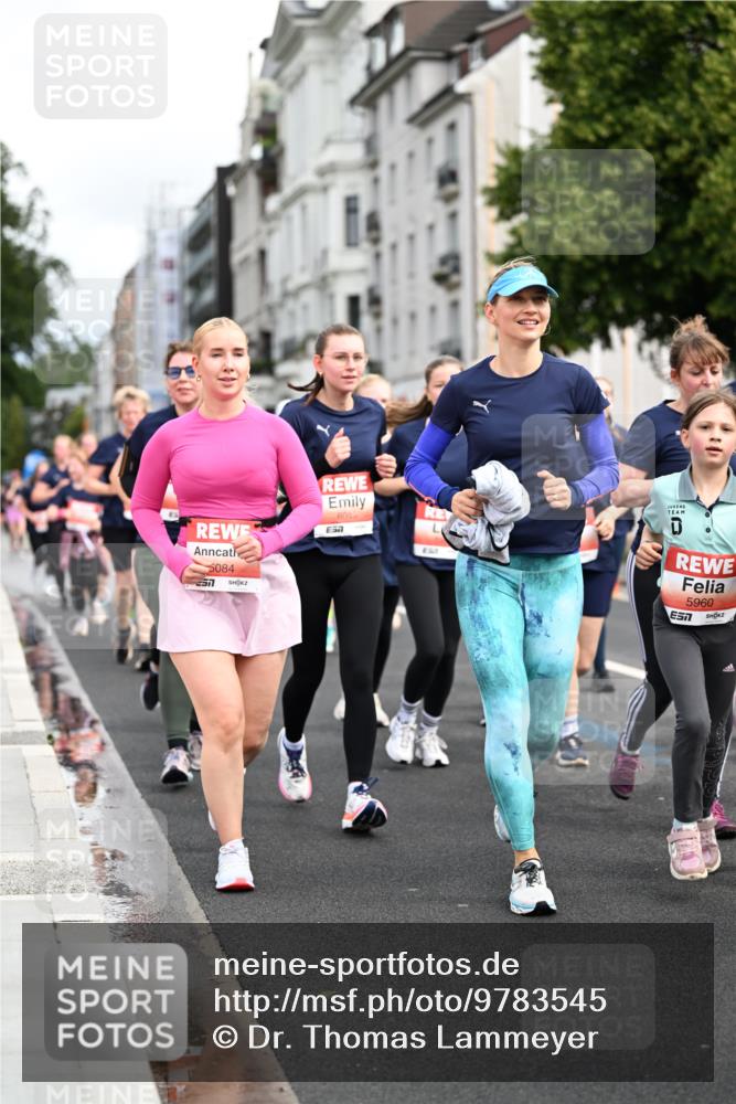 14.06.2026 - REWE Women's Run Dr. Thomas Lammeyer http://msf.ph/oto/9783545 14.06.2026 10:52:41 Laufen 457, 5084, 6013, 5960 meine-sportfotos.de
