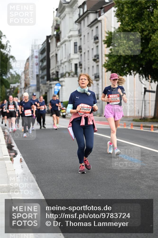 14.06.2026 - REWE Women's Run Dr. Thomas Lammeyer http://msf.ph/oto/9783724 14.06.2026 10:52:55 Laufen 5967, 52, 5545, 7 meine-sportfotos.de