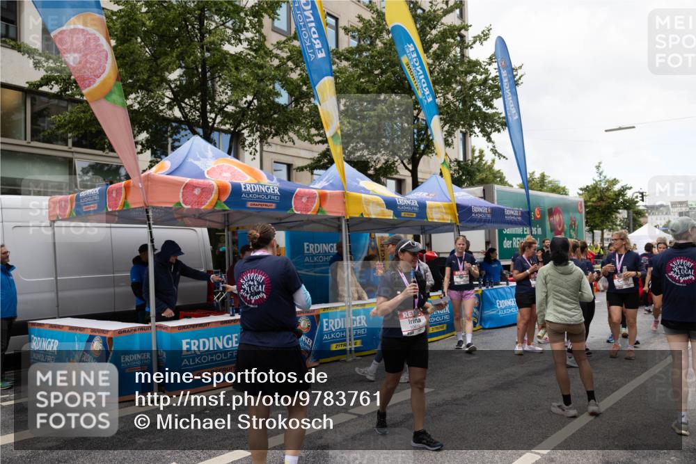14.06.2026 - REWE Women's Run Michael Strokosch http://msf.ph/oto/9783761 14.06.2026 10:02:48 Laufen 10616 meine-sportfotos.de