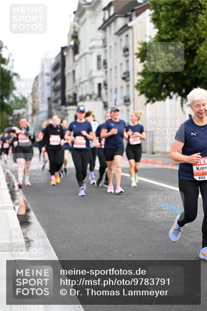 14.06.2026 - REWE Women's Run Dr. Thomas Lammeyer http://msf.ph/oto/9783791 14.06.2026 10:53:00 Laufen 521, 7 meine-sportfotos.de