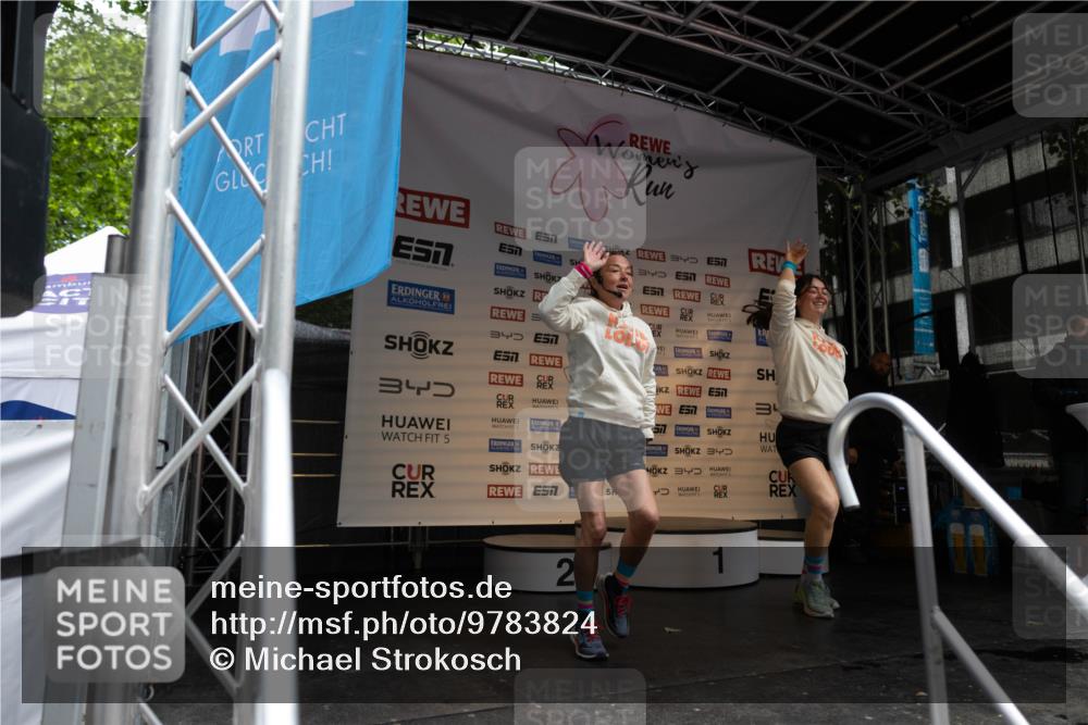 14.06.2026 - REWE Women's Run Michael Strokosch http://msf.ph/oto/9783824 14.06.2026 10:06:34 Laufen 7, 34, 5, 7, 3, 3, 3, 2 meine-sportfotos.de