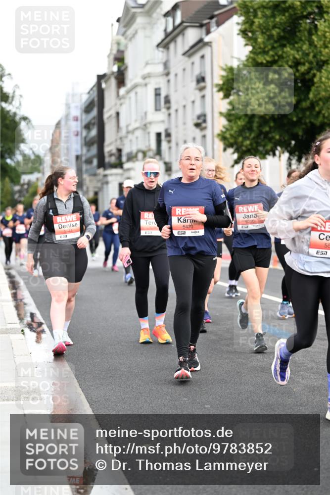 14.06.2026 - REWE Women's Run Dr. Thomas Lammeyer http://msf.ph/oto/9783852 14.06.2026 10:53:04 Laufen 5541, 7, 57, 5470, 5210, 57, 55, 7 meine-sportfotos.de