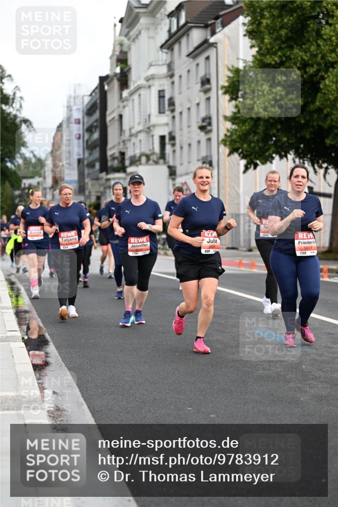 14.06.2026 - REWE Women's Run Dr. Thomas Lammeyer http://msf.ph/oto/9783912 14.06.2026 10:53:09 Laufen 5934, 5611, 7 meine-sportfotos.de