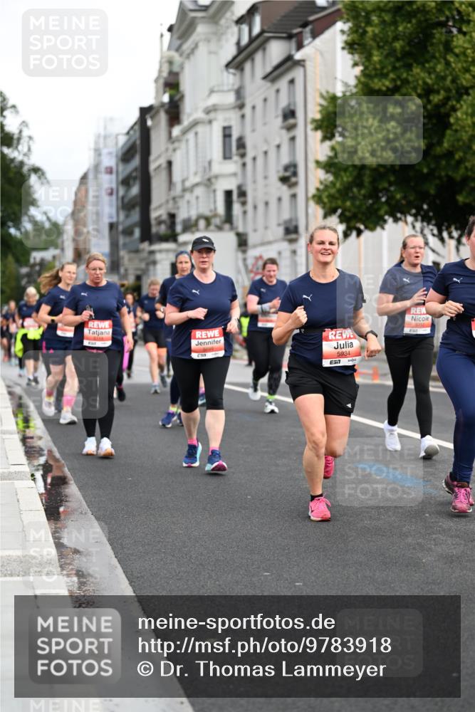 14.06.2026 - REWE Women's Run Dr. Thomas Lammeyer http://msf.ph/oto/9783918 14.06.2026 10:53:09 Laufen 4, 5934, 7, 5751, 7 meine-sportfotos.de