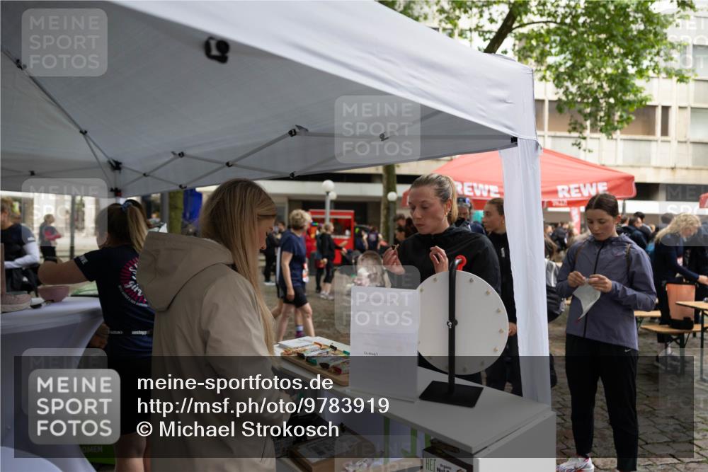 14.06.2026 - REWE Women's Run Michael Strokosch http://msf.ph/oto/9783919 14.06.2026 10:08:25 Laufen  meine-sportfotos.de