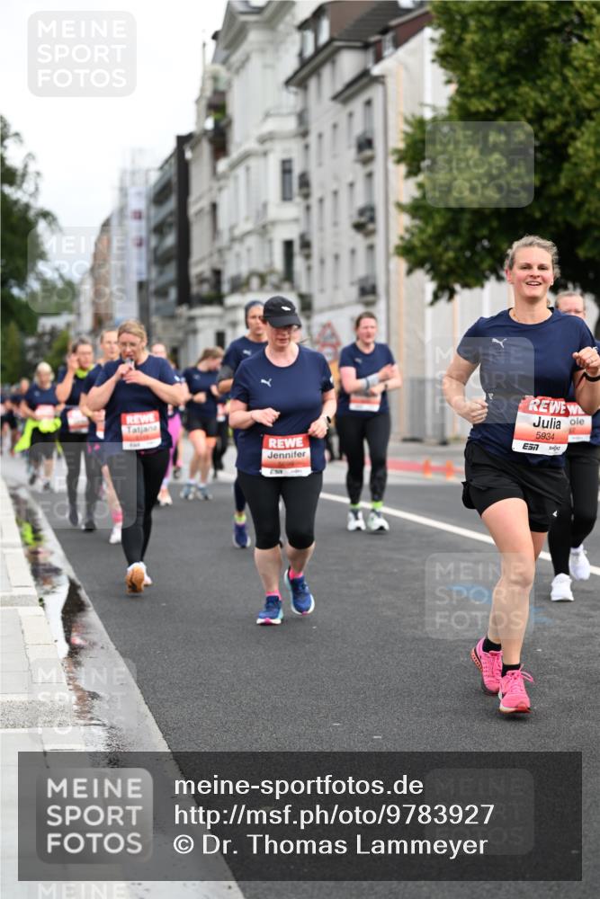 14.06.2026 - REWE Women's Run Dr. Thomas Lammeyer http://msf.ph/oto/9783927 14.06.2026 10:53:10 Laufen 5699, 57, 5934 meine-sportfotos.de