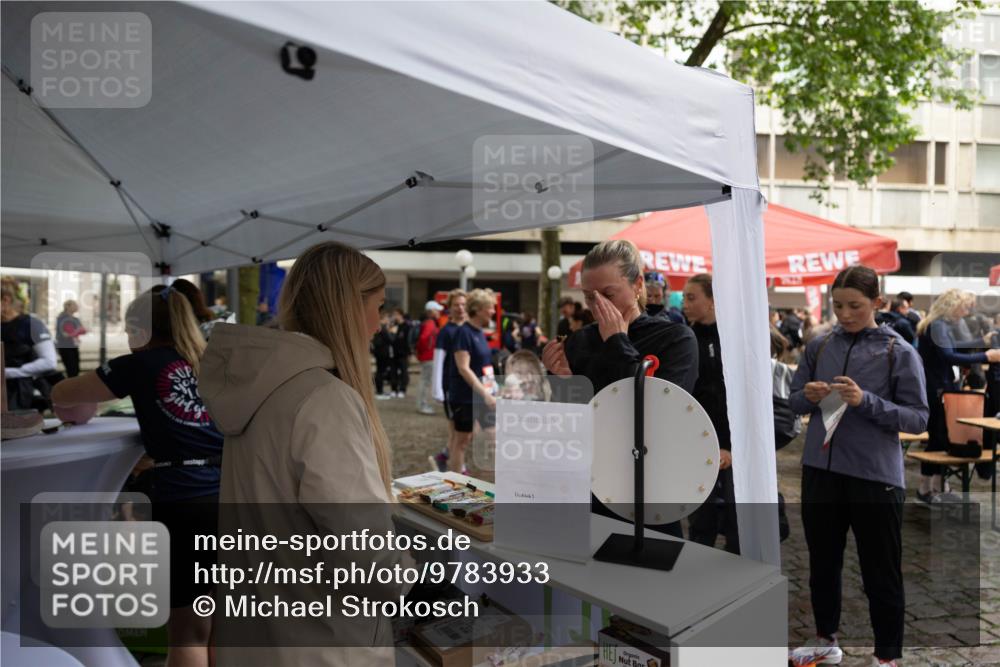 14.06.2026 - REWE Women's Run Michael Strokosch http://msf.ph/oto/9783933 14.06.2026 10:08:26 Laufen  meine-sportfotos.de