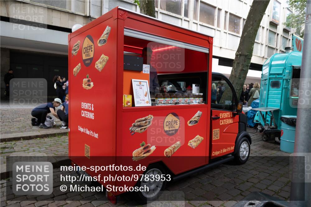 14.06.2026 - REWE Women's Run Michael Strokosch http://msf.ph/oto/9783953 14.06.2026 10:08:59 Laufen  meine-sportfotos.de