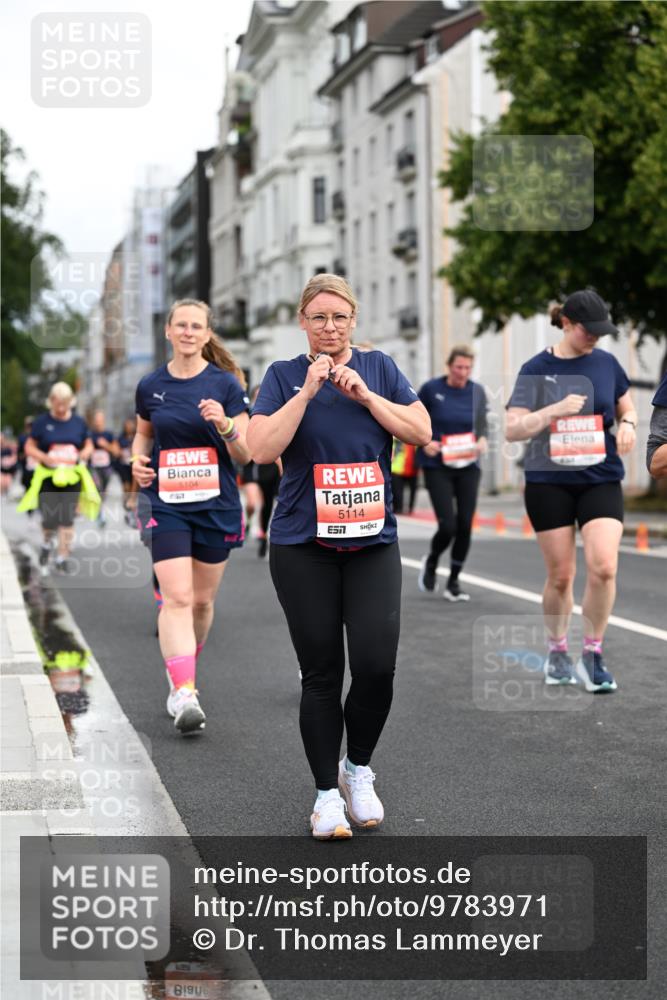 14.06.2026 - REWE Women's Run Dr. Thomas Lammeyer http://msf.ph/oto/9783971 14.06.2026 10:53:13 Laufen 5104, 5114, 7 meine-sportfotos.de