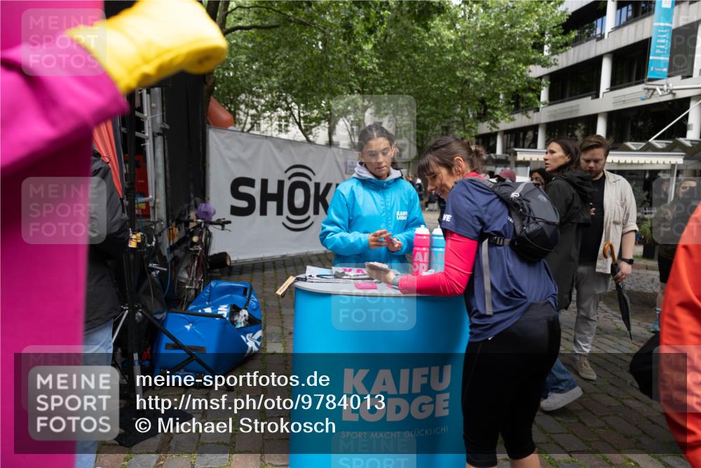 14.06.2026 - REWE Women's Run Michael Strokosch http://msf.ph/oto/9784013 14.06.2026 10:11:41 Laufen  meine-sportfotos.de