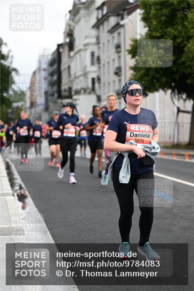14.06.2026 - REWE Women's Run Dr. Thomas Lammeyer http://msf.ph/oto/9784083 14.06.2026 10:53:21 Laufen 5370 meine-sportfotos.de