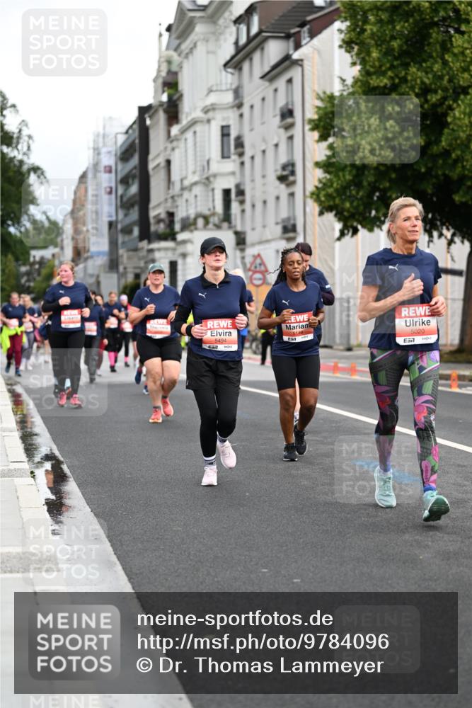 14.06.2026 - REWE Women's Run Dr. Thomas Lammeyer http://msf.ph/oto/9784096 14.06.2026 10:53:22 Laufen 5494, 5149, 5020 meine-sportfotos.de