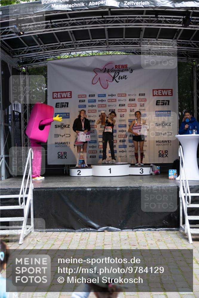14.06.2026 - REWE Women's Run Michael Strokosch http://msf.ph/oto/9784129 14.06.2026 10:22:40 Laufen 3, 3, 3, 34, 34, 10, 5, 7, 34, 34, 4, 5, 10, 2, 1, 3 meine-sportfotos.de