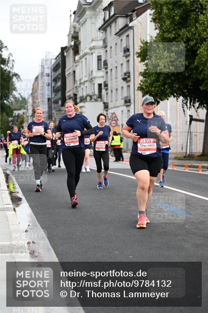 14.06.2026 - REWE Women's Run Dr. Thomas Lammeyer http://msf.ph/oto/9784132 14.06.2026 10:53:25 Laufen 5775, 5903, 7 meine-sportfotos.de