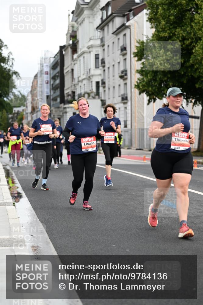 14.06.2026 - REWE Women's Run Dr. Thomas Lammeyer http://msf.ph/oto/9784136 14.06.2026 10:53:25 Laufen 5775, 57, 5903 meine-sportfotos.de