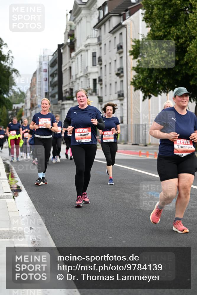 14.06.2026 - REWE Women's Run Dr. Thomas Lammeyer http://msf.ph/oto/9784139 14.06.2026 10:53:25 Laufen 5775, 7, 5903 meine-sportfotos.de