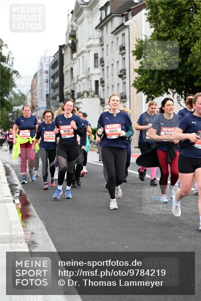14.06.2026 - REWE Women's Run Dr. Thomas Lammeyer http://msf.ph/oto/9784219 14.06.2026 10:53:31 Laufen 5118, 5119, 77 meine-sportfotos.de