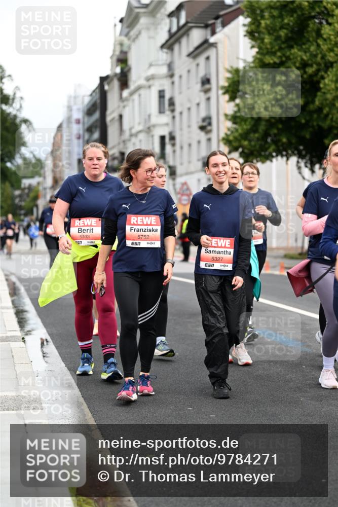 14.06.2026 - REWE Women's Run Dr. Thomas Lammeyer http://msf.ph/oto/9784271 14.06.2026 10:53:34 Laufen 5103, 57, 5752, 5327 meine-sportfotos.de