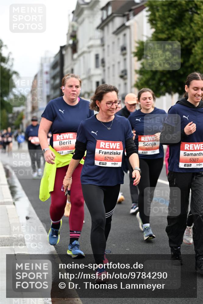 14.06.2026 - REWE Women's Run Dr. Thomas Lammeyer http://msf.ph/oto/9784290 14.06.2026 10:53:35 Laufen 5103, 557, 5222, 657, 5752, 5327 meine-sportfotos.de