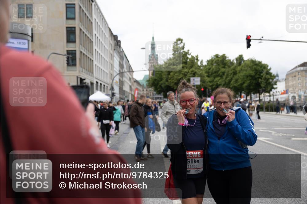 14.06.2026 - REWE Women's Run Michael Strokosch http://msf.ph/oto/9784325 14.06.2026 10:33:04 Laufen 10, 32, 11255, 577 meine-sportfotos.de