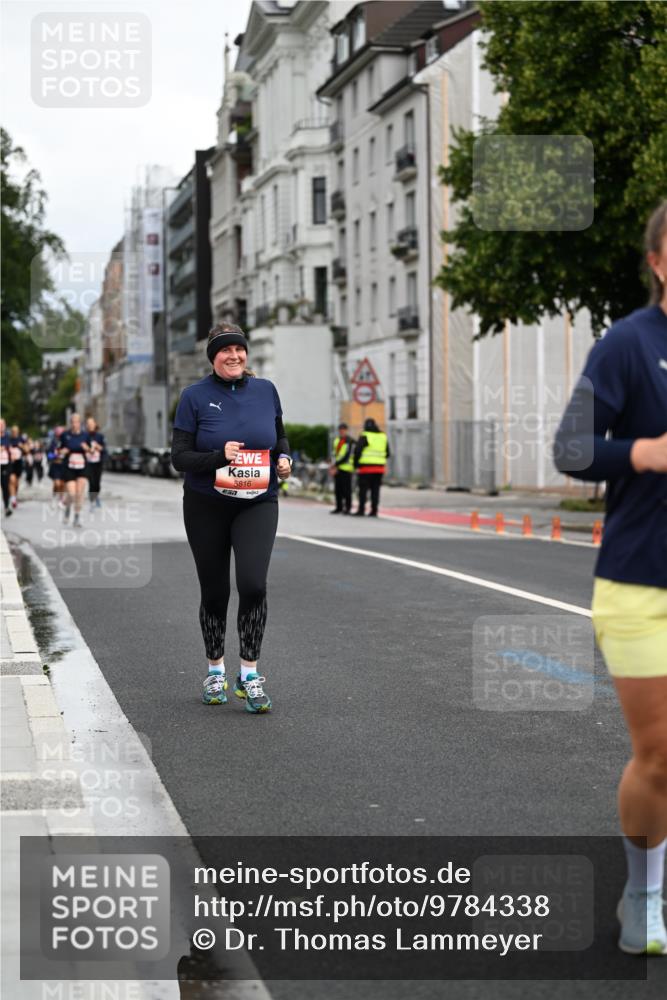 14.06.2026 - REWE Women's Run Dr. Thomas Lammeyer http://msf.ph/oto/9784338 14.06.2026 10:53:38 Laufen 5816 meine-sportfotos.de