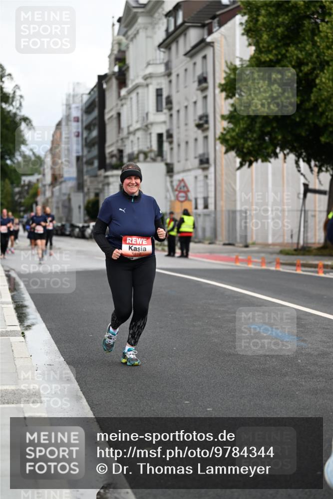 14.06.2026 - REWE Women's Run Dr. Thomas Lammeyer http://msf.ph/oto/9784344 14.06.2026 10:53:39 Laufen 5816 meine-sportfotos.de