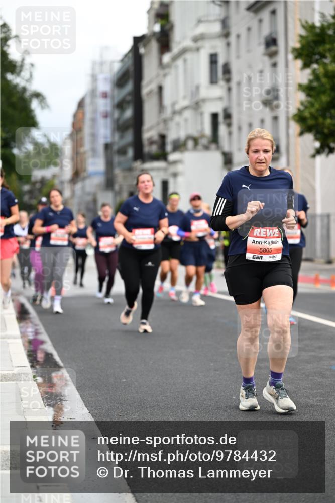 14.06.2026 - REWE Women's Run Dr. Thomas Lammeyer http://msf.ph/oto/9784432 14.06.2026 10:53:48 Laufen 5805 meine-sportfotos.de