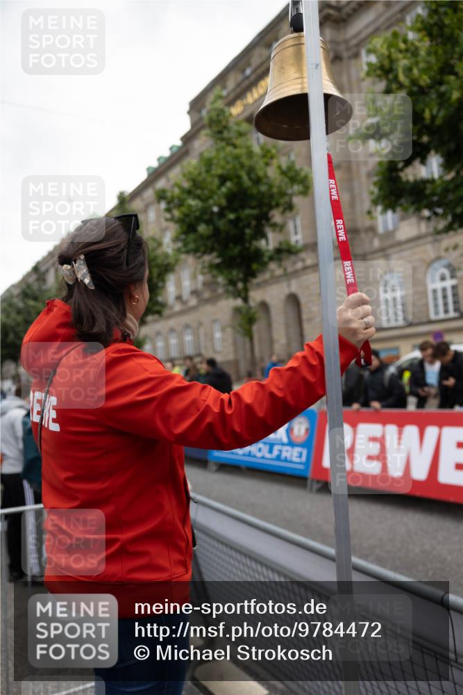 14.06.2026 - REWE Women's Run Michael Strokosch http://msf.ph/oto/9784472 14.06.2026 10:40:17 Laufen  meine-sportfotos.de